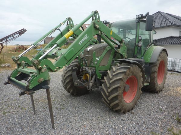Traktor (Ackerschlepper), Fabr. Fendt, Typ 516 Vario SCR (120 KW)