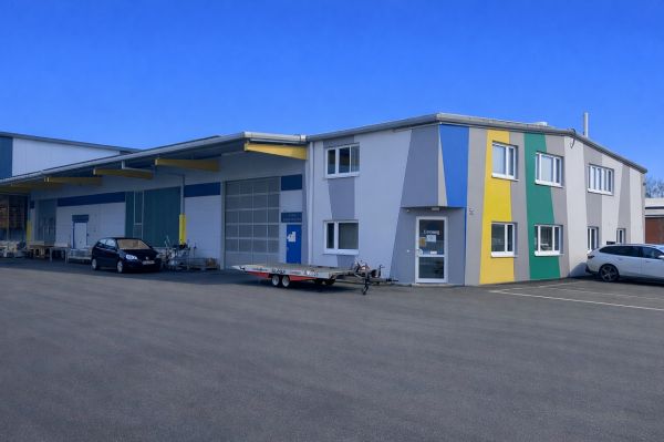 Gewerbeimmobilie mit Produktions, Lager- und Büroflächen 